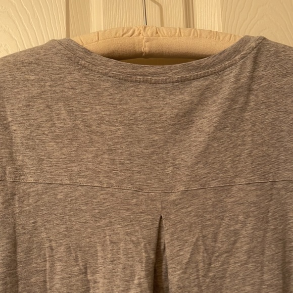 Lotus by Soma Size Small 3/4 Sleeve V Neck Top - Picture 5 of 11